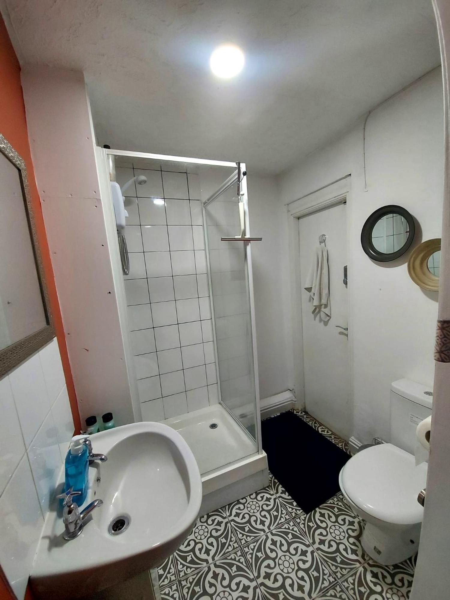 Kelsall Guest House เบอร์มิงแฮม ภายนอก รูปภาพ